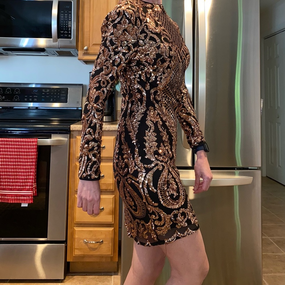 Quiz Sequin Mini Dress Euro 34 GB6 Possibly US Size XS - Picture 3 of 17